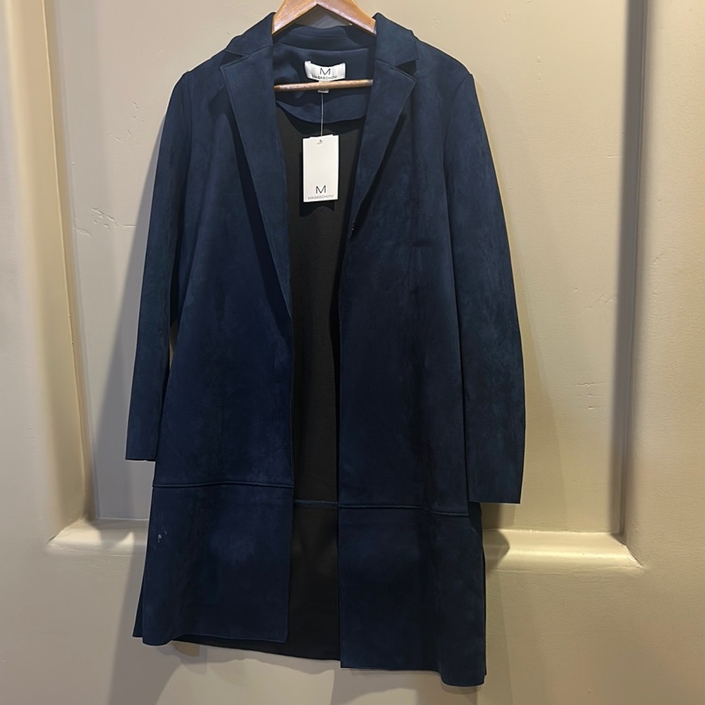 Magaschoni Blue Trench Coat with Relaxed Fit and Wide Lapels